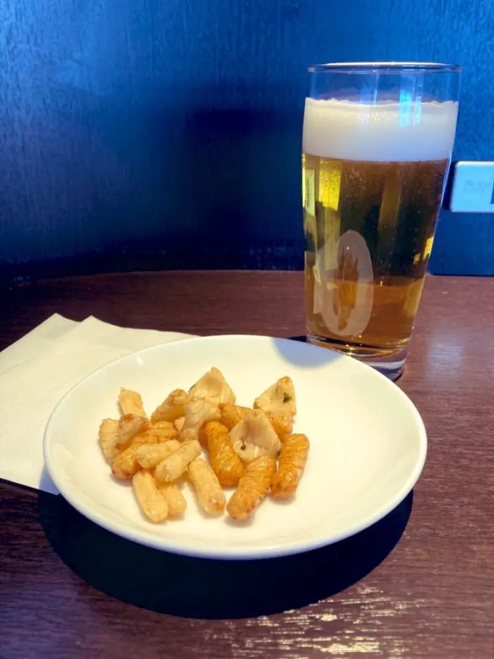 実際にサクララウンジを使用した際のレポート写真(ビールとおつまみ)